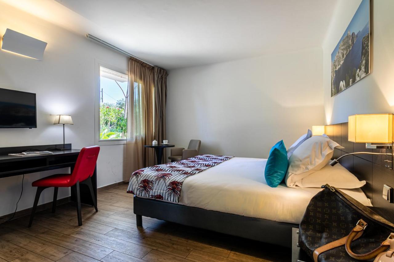 Hotel Corniche Du Liouquet La Ciotat Exterior photo