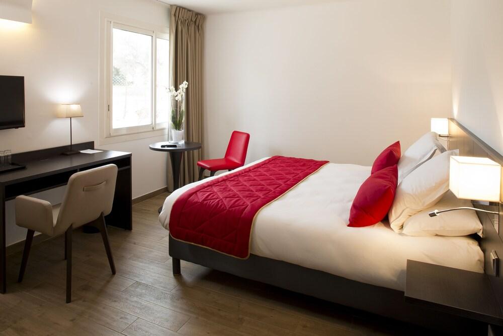 Hotel Corniche Du Liouquet La Ciotat Exterior photo